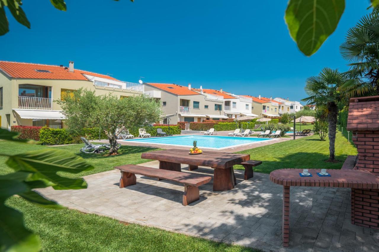 Maj Premium Residence Πόρετς Εξωτερικό φωτογραφία