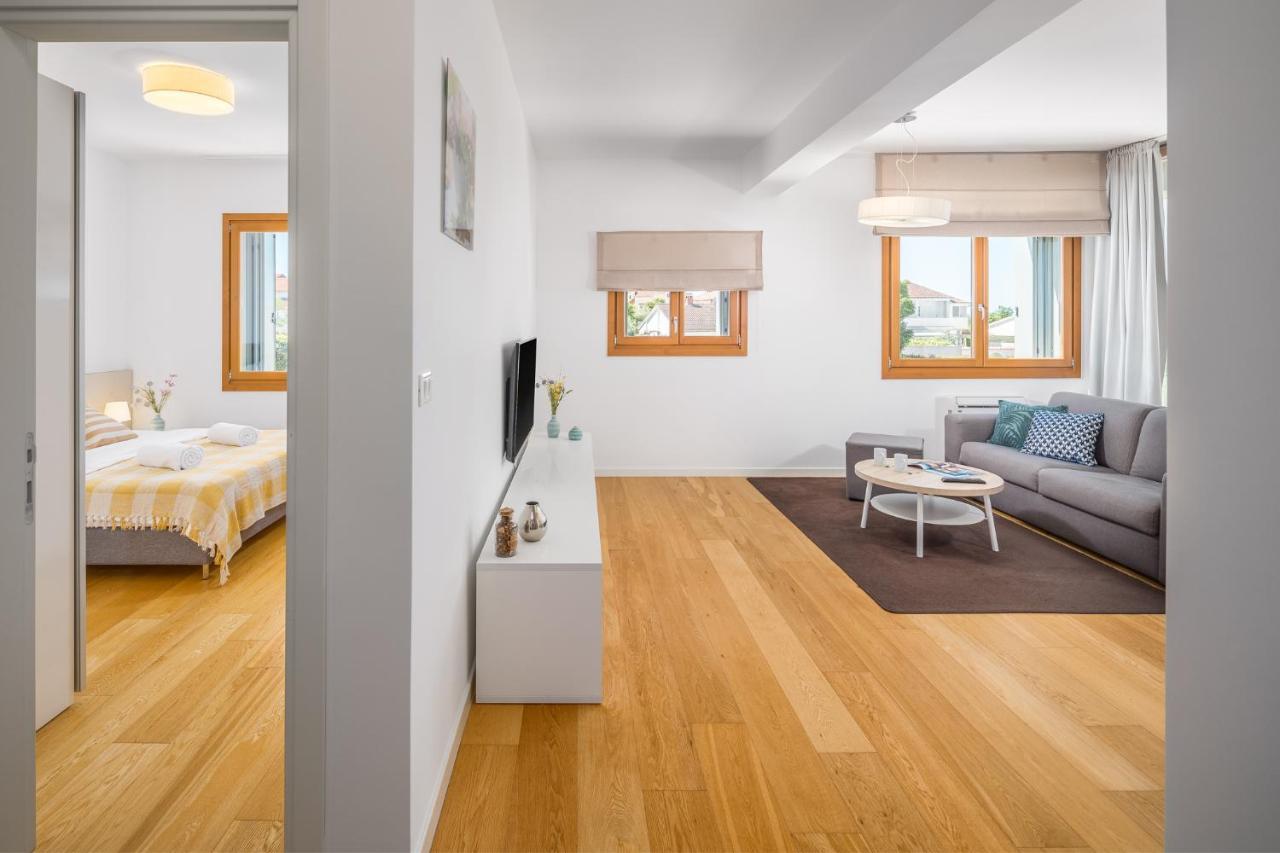 Maj Premium Residence Πόρετς Εξωτερικό φωτογραφία