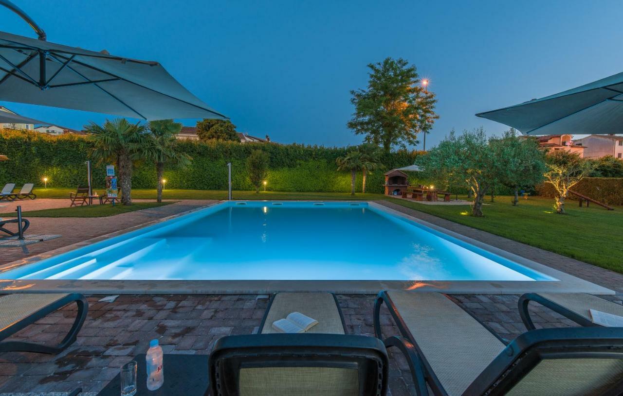 Maj Premium Residence Πόρετς Εξωτερικό φωτογραφία